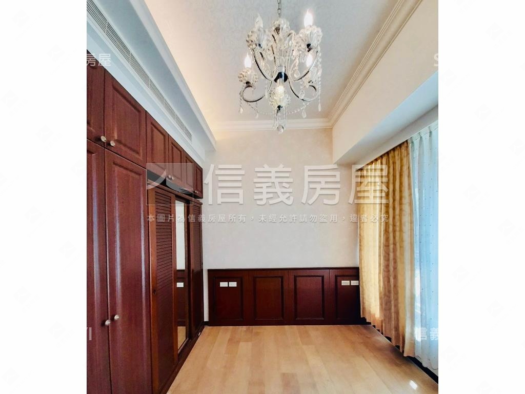 經貿精美捷運兩房房屋室內格局與周邊環境