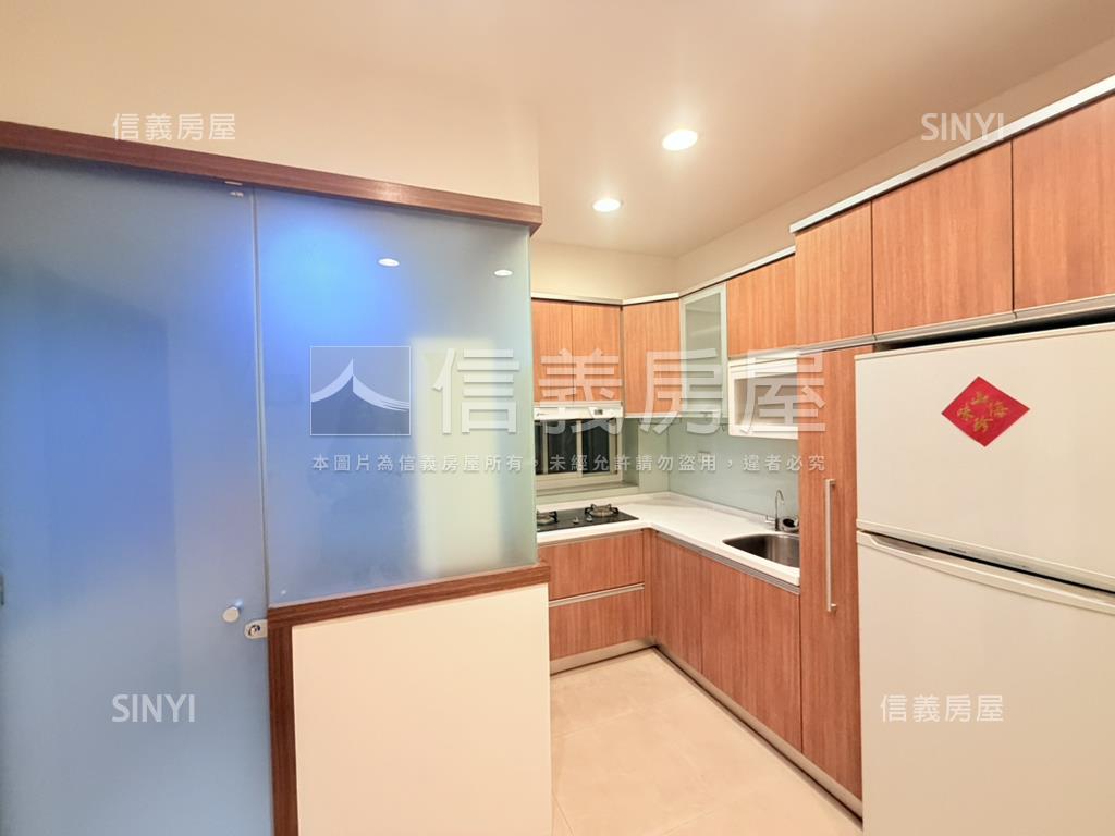 民權西路捷運美屋房屋室內格局與周邊環境