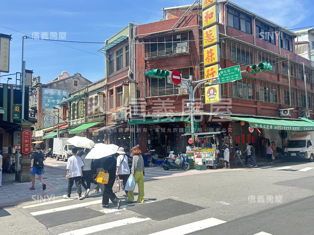 車水馬龍金山財庫採光店面房屋室內格局與周邊環境