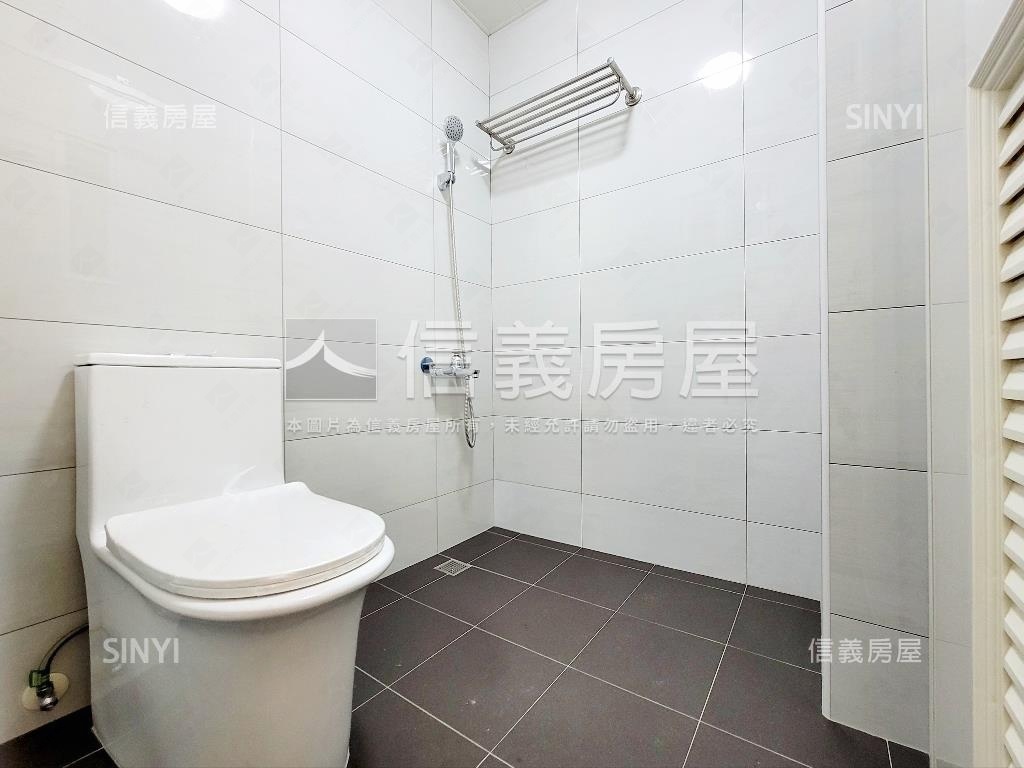 多用途邊間１樓房屋室內格局與周邊環境