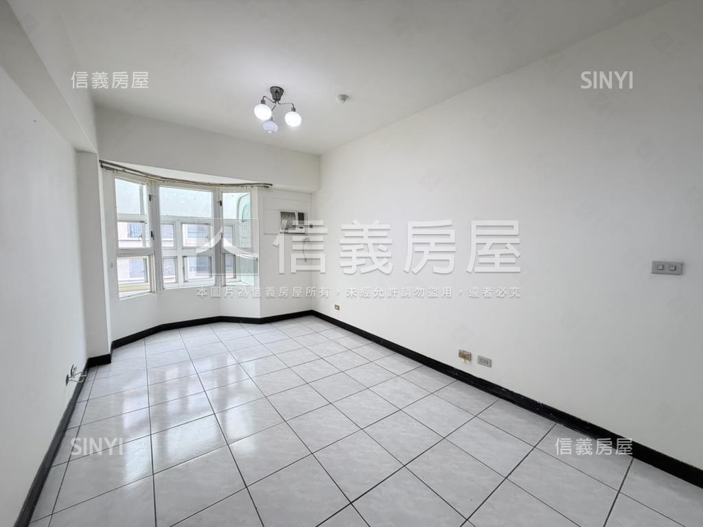 龍安小資必看優選兩房車位房屋室內格局與周邊環境