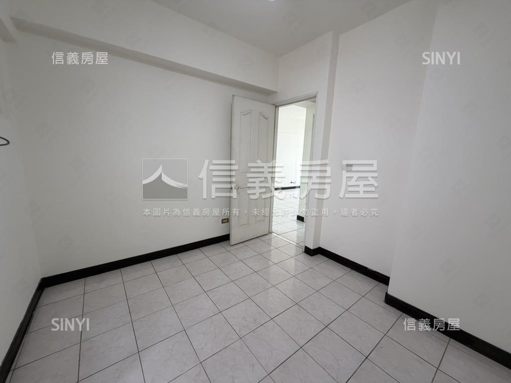 龍安小資必看優選兩房車位房屋室內格局與周邊環境