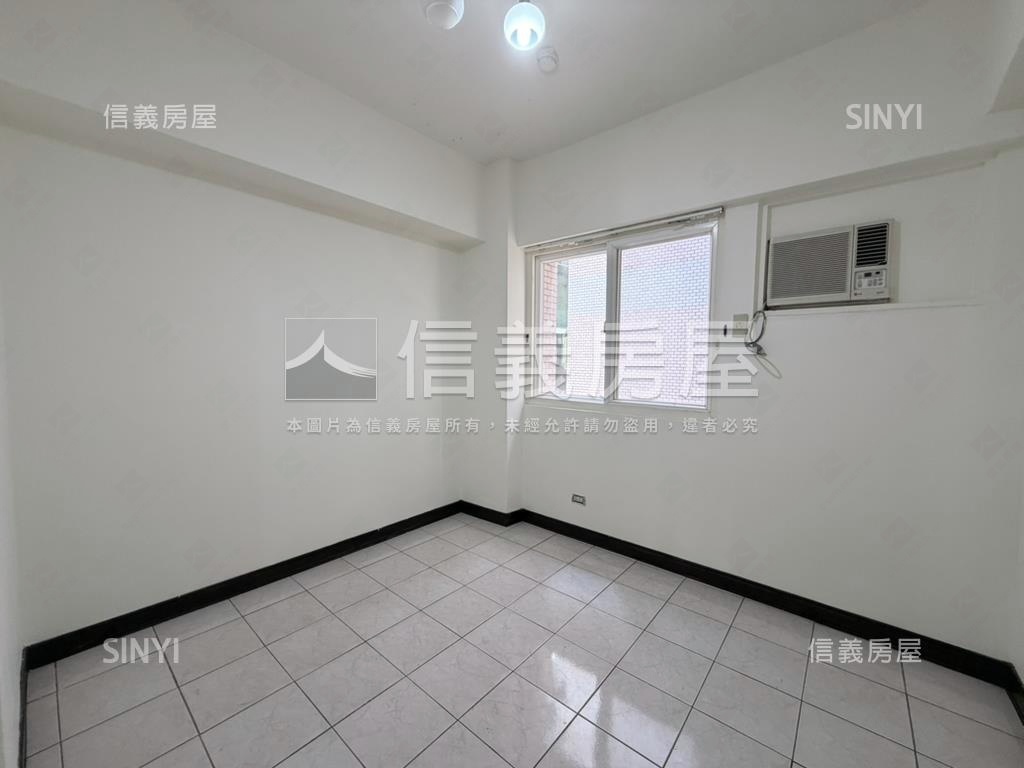 龍安小資必看優選兩房車位房屋室內格局與周邊環境