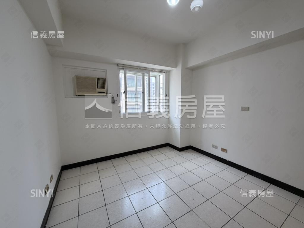 龍安小資必看優選兩房車位房屋室內格局與周邊環境