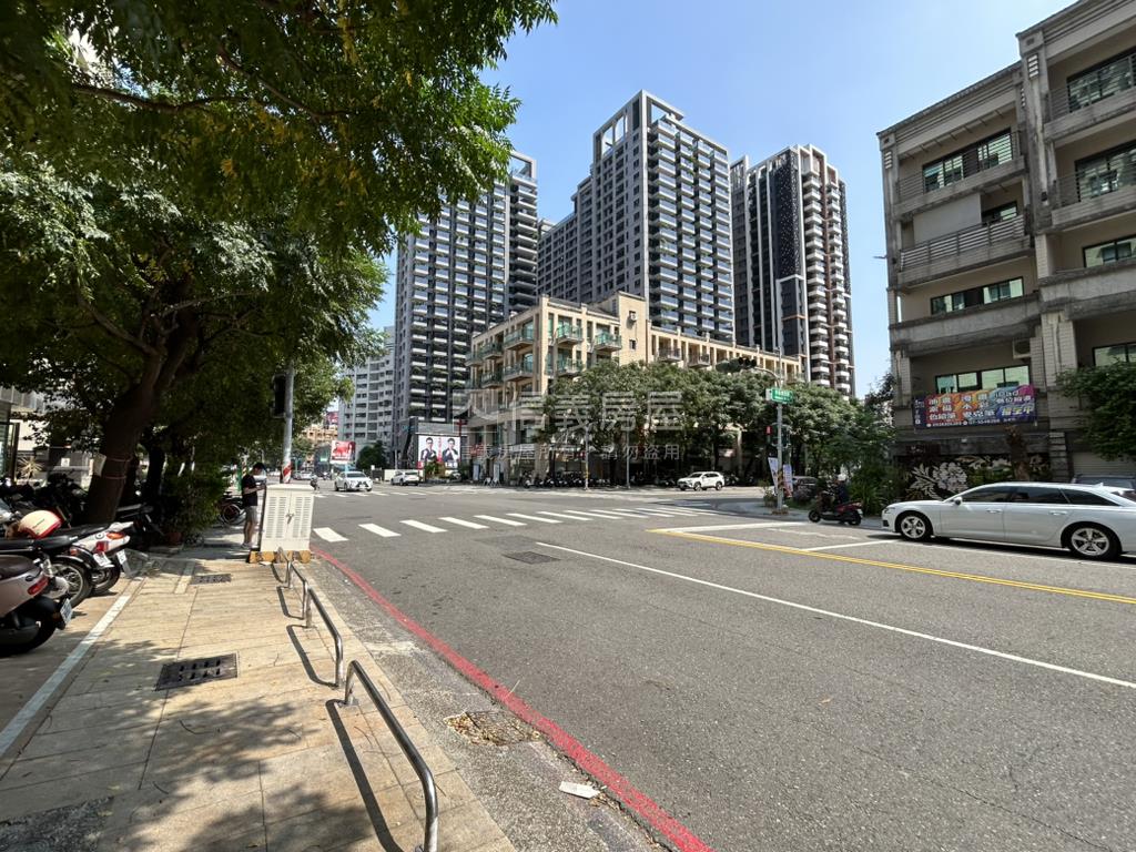美術新感性裝潢美居房屋室內格局與周邊環境