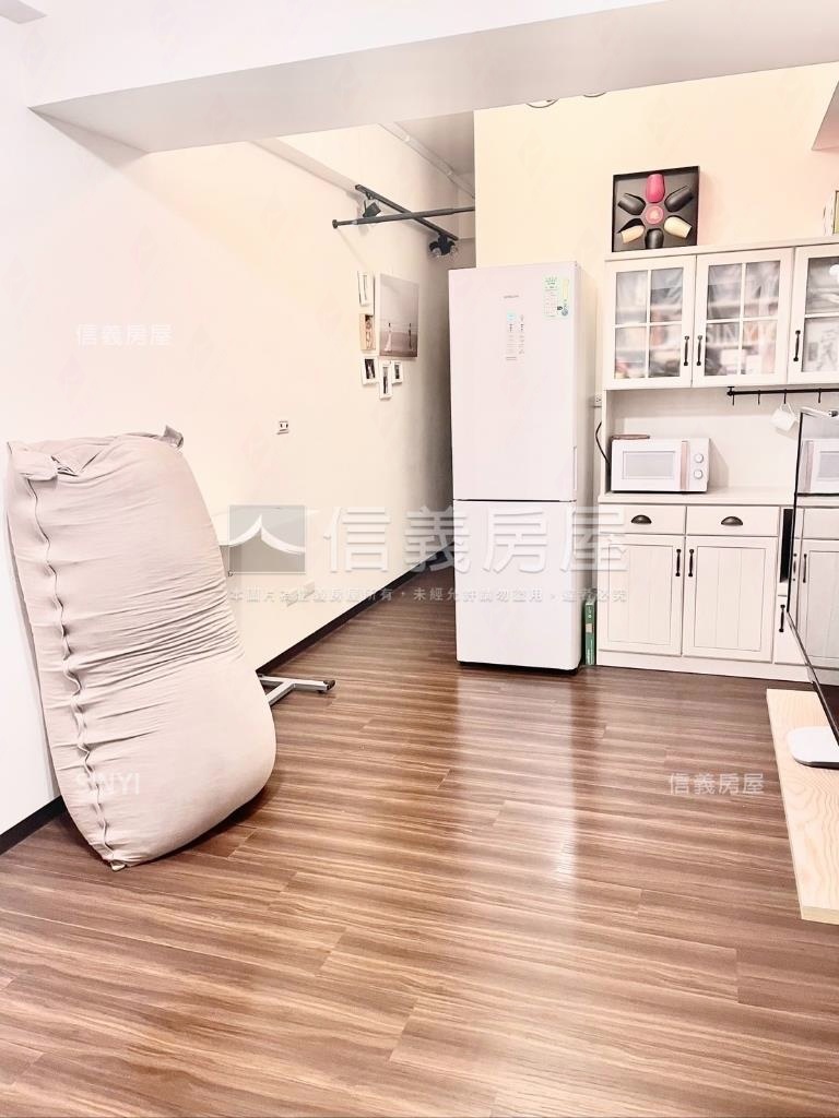 江翠ＰＡＲＫ兩房車位房屋室內格局與周邊環境