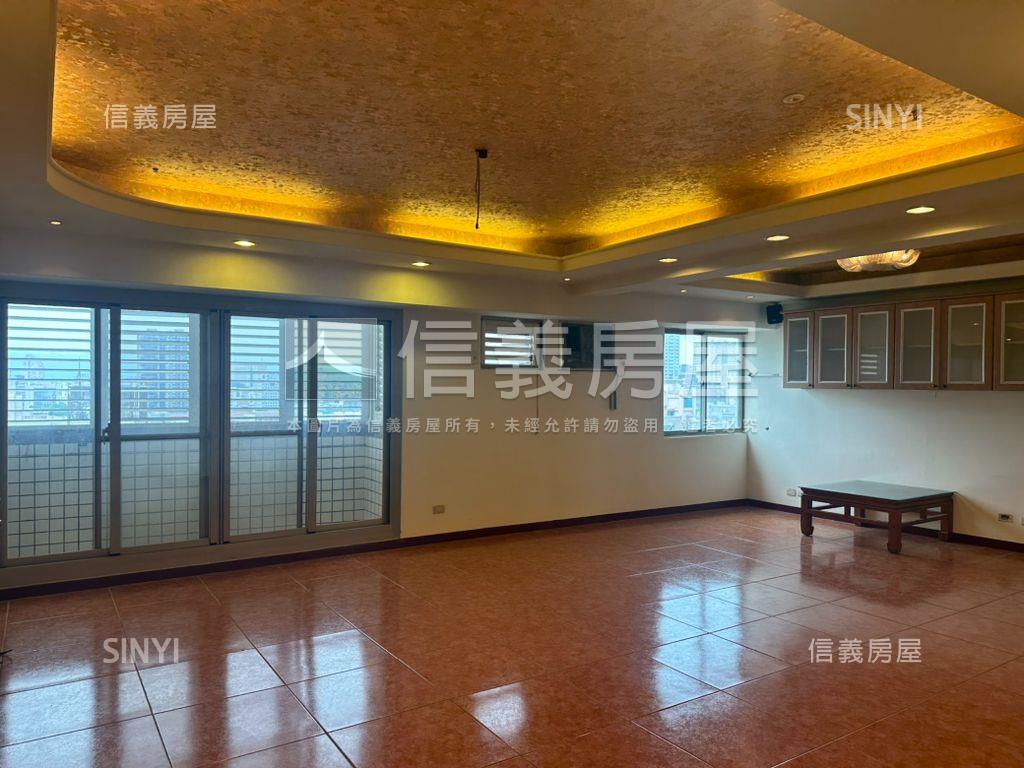 高樓層視野面河畔三房平車房屋室內格局與周邊環境