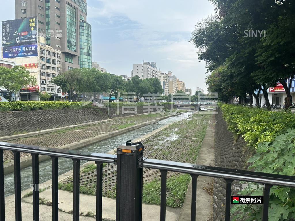 高樓層視野面河畔三房平車房屋室內格局與周邊環境