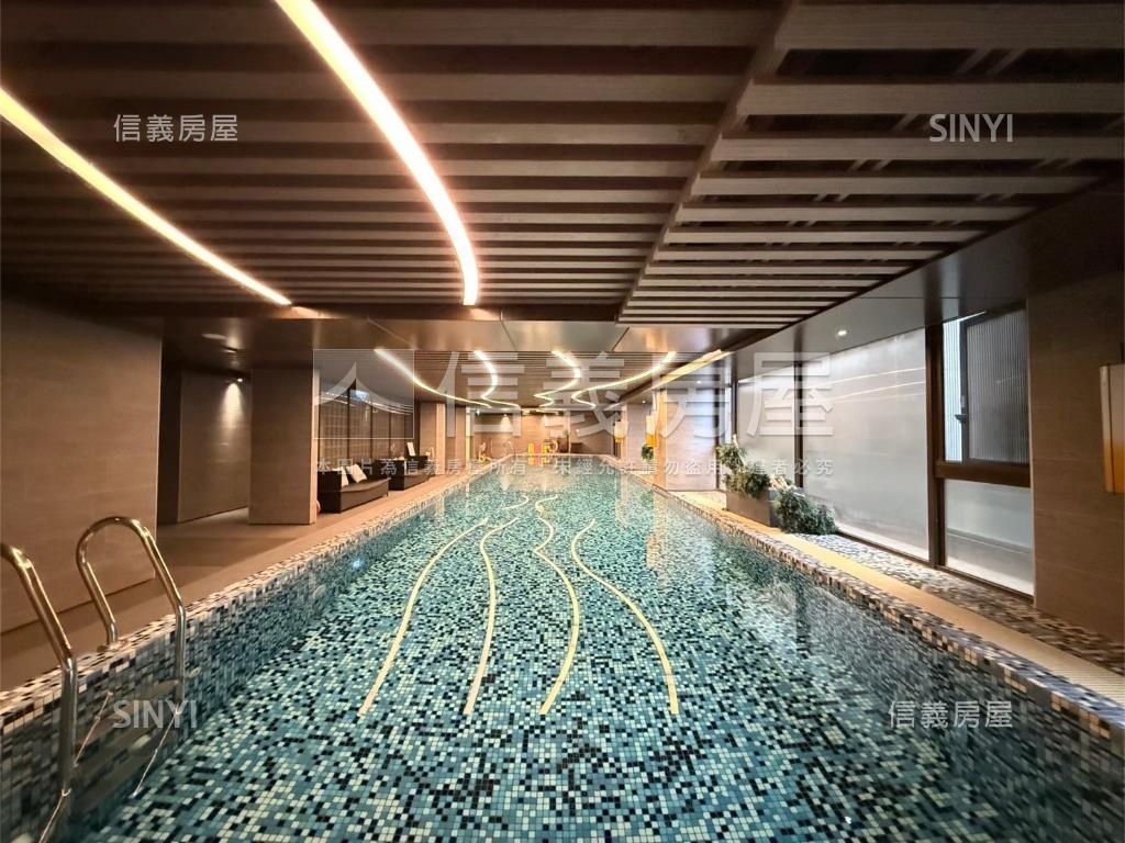 上河園・四房雙平面車位房屋室內格局與周邊環境