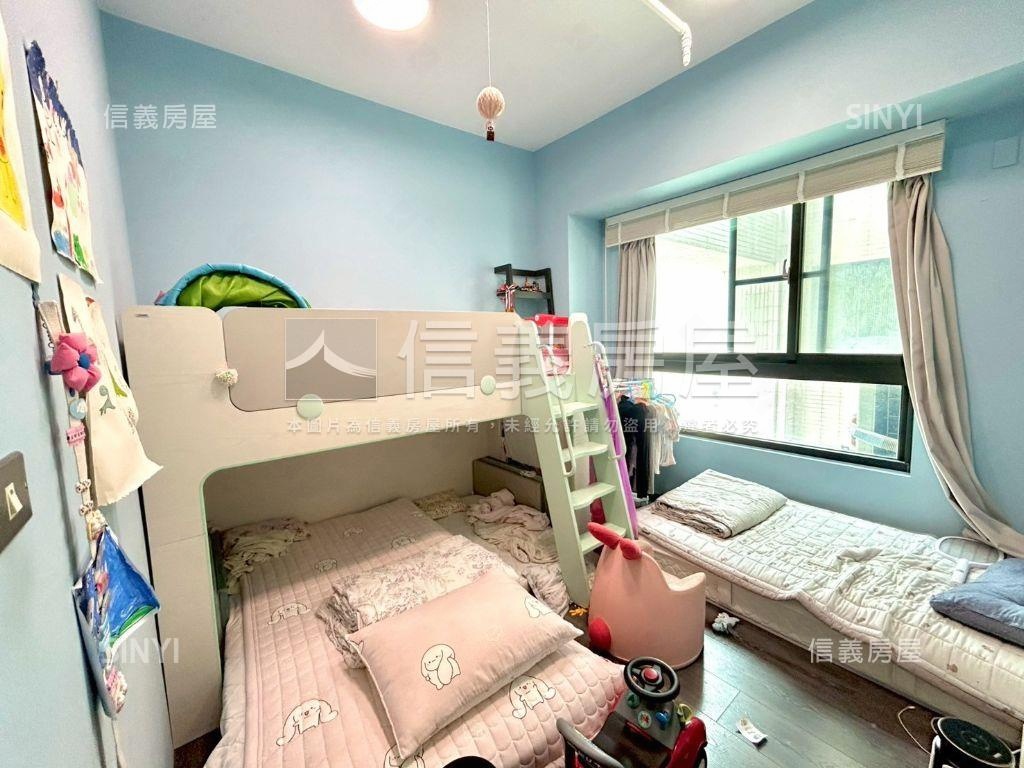 近火車站次頂樓採光美居房屋室內格局與周邊環境