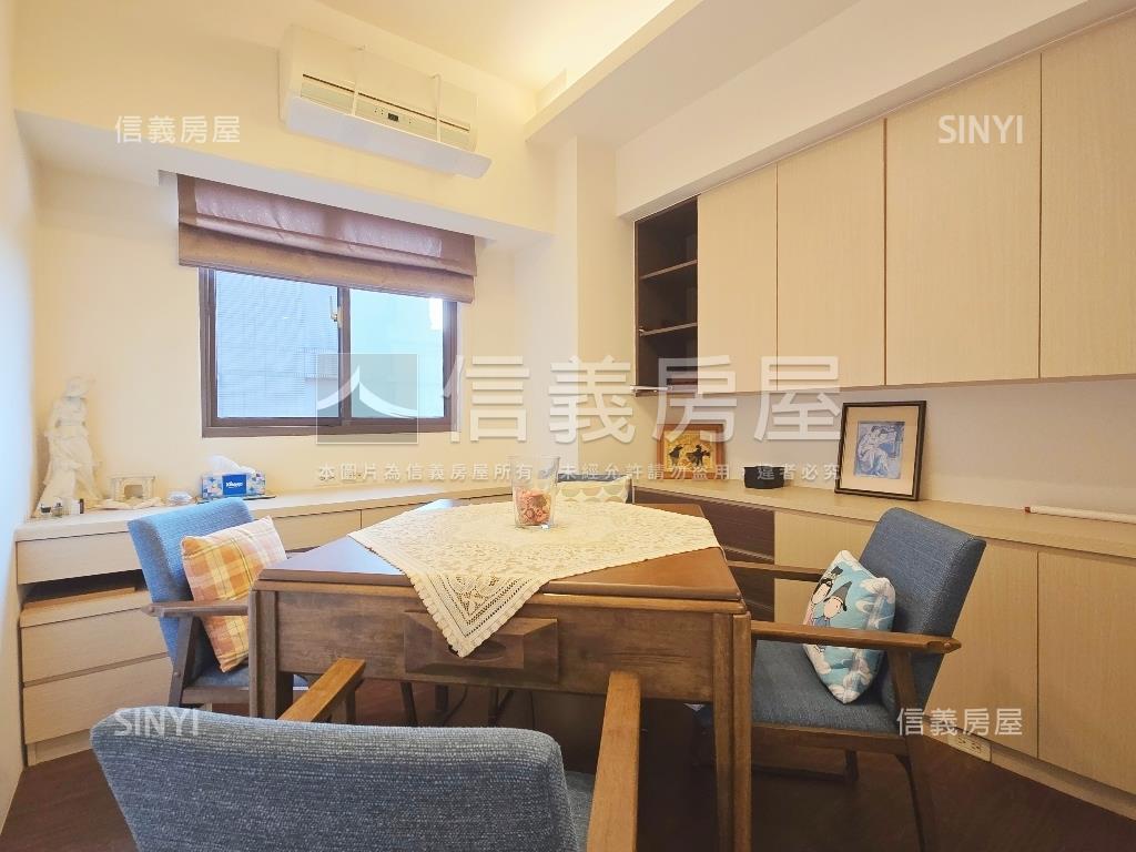 樂活郡。朝公園Ｂ１邊車位房屋室內格局與周邊環境