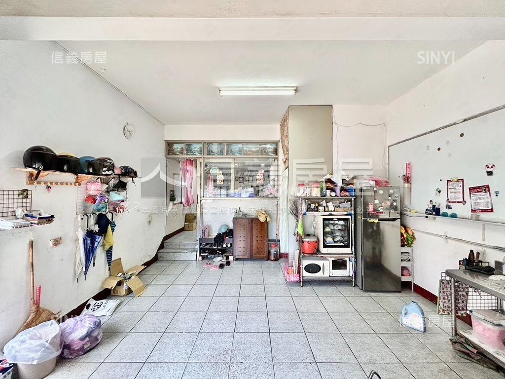 家樂福生活圈角間住店房屋室內格局與周邊環境