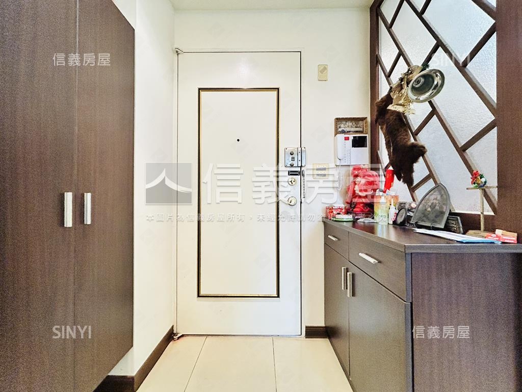 專任委託。綠意卡地兒房屋室內格局與周邊環境
