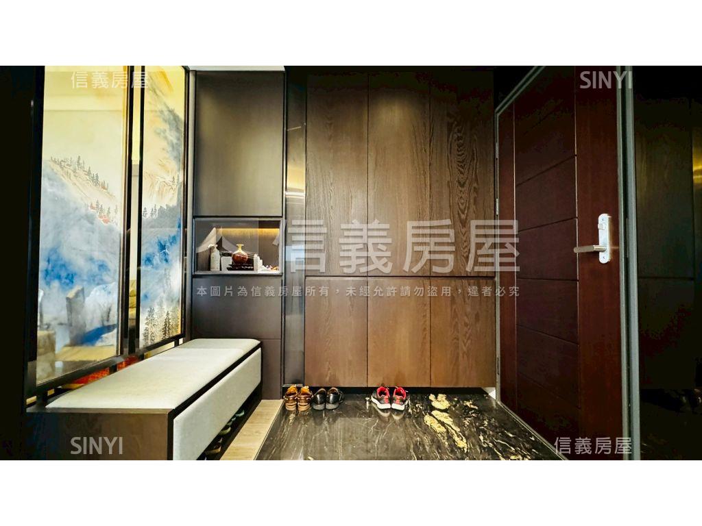 裝潢萬花園面南河景四房房屋室內格局與周邊環境