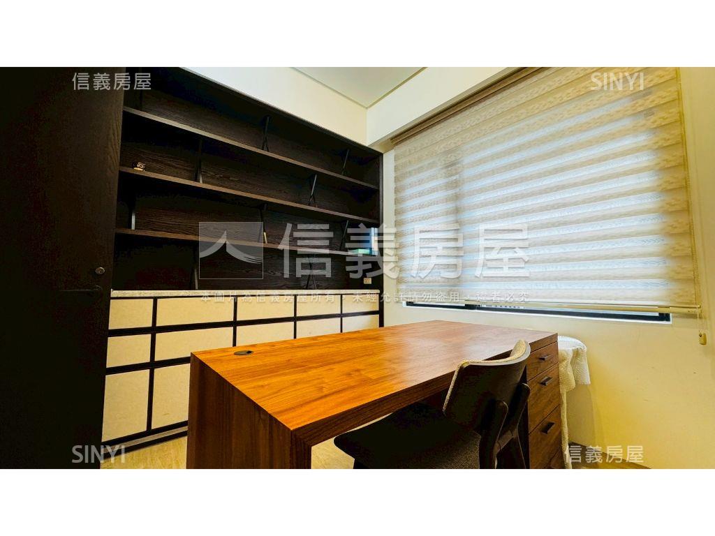 裝潢萬花園面南河景四房房屋室內格局與周邊環境