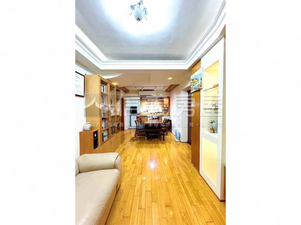 亞東捷運。社區邊間兩房房屋室內格局與周邊環境