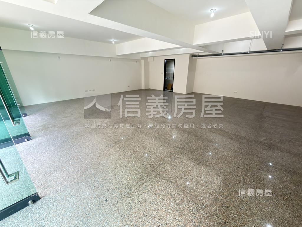 中路君邑富永大面寬店面房屋室內格局與周邊環境