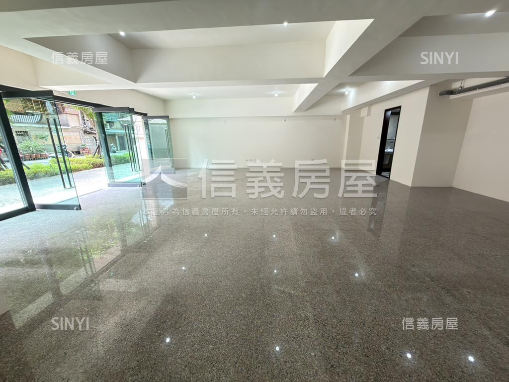中路君邑富永大面寬店面房屋室內格局與周邊環境