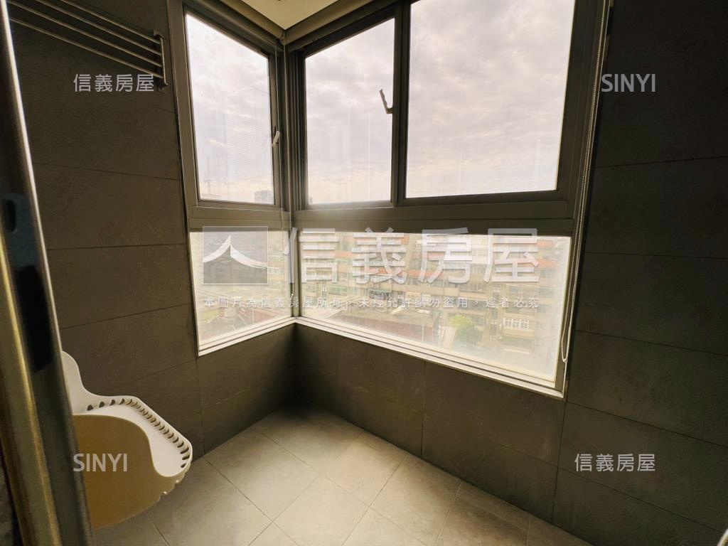 新案萬象之都高樓景觀房屋室內格局與周邊環境