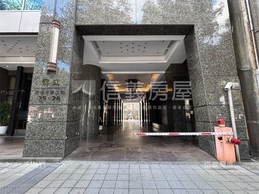 國庭高樓美景四房房屋室內格局與周邊環境