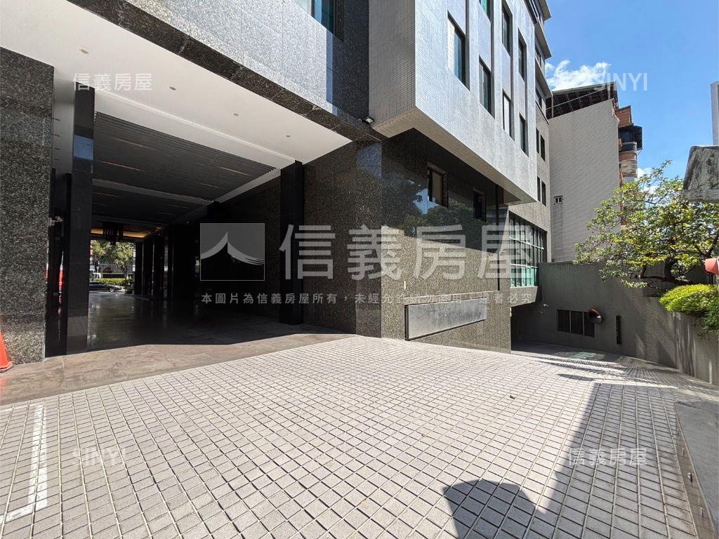 國庭高樓美景四房房屋室內格局與周邊環境