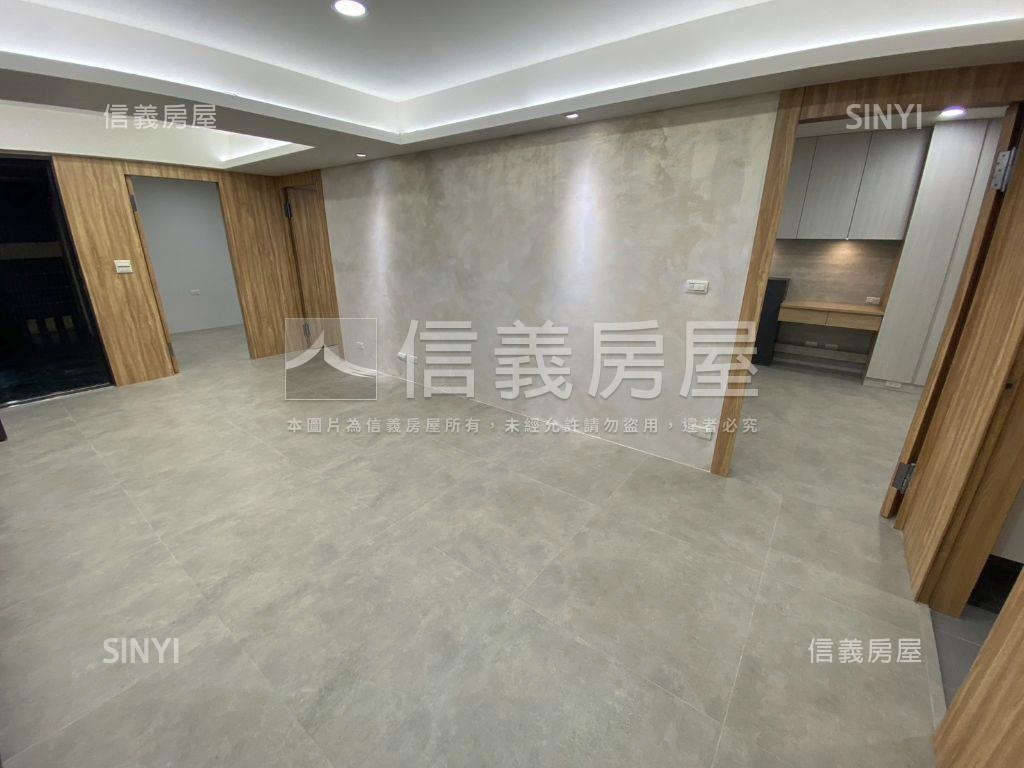 近Ａ２２捷運多樓層店住房屋室內格局與周邊環境
