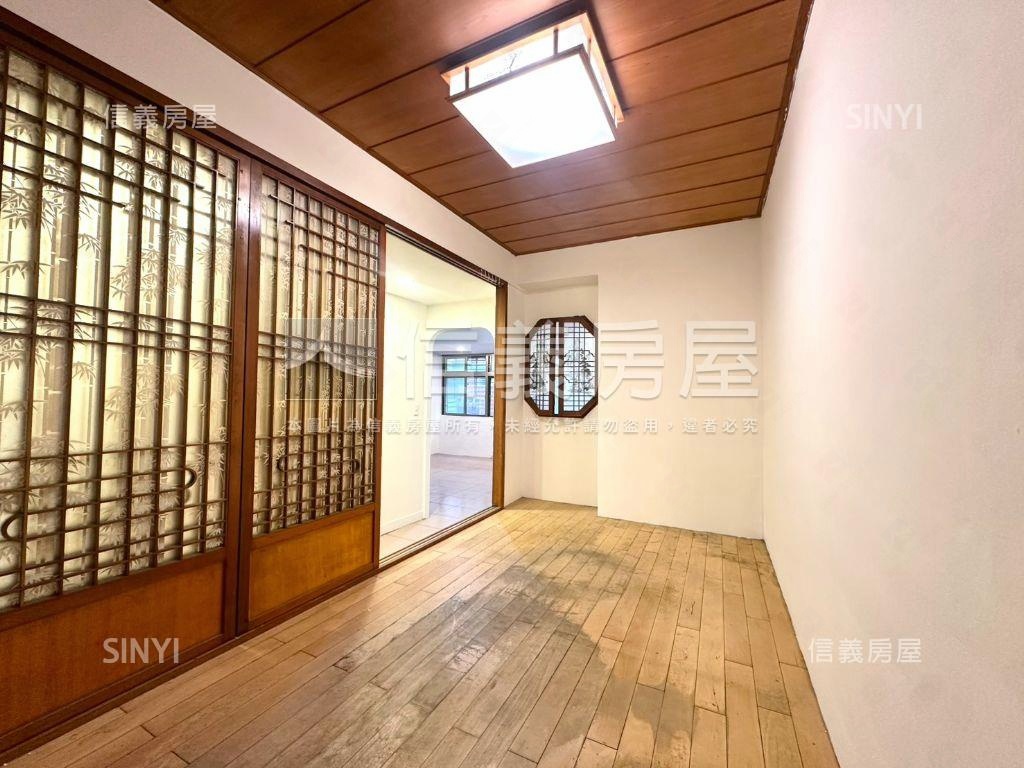 【邊間採光２樓】近萬大線房屋室內格局與周邊環境