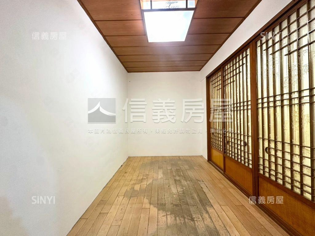 【邊間採光２樓】近萬大線房屋室內格局與周邊環境