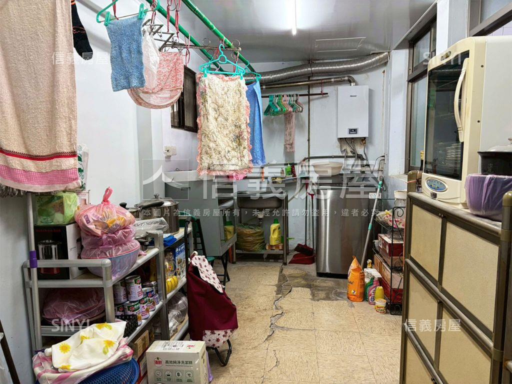 近永安市場捷運站靜巷１樓房屋室內格局與周邊環境