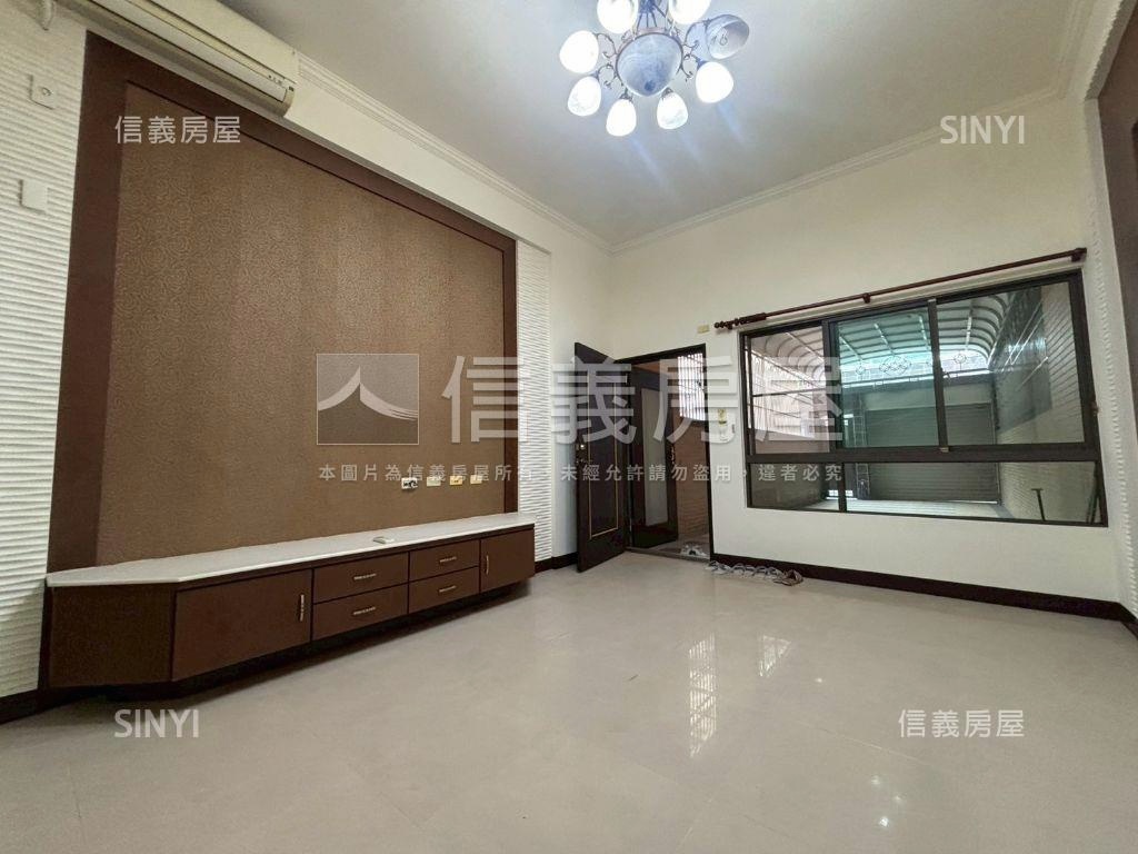 高大特區｜大地坪雙車墅房屋室內格局與周邊環境