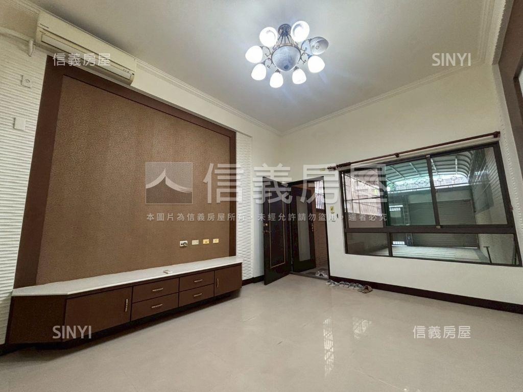 高大特區｜大地坪雙車墅房屋室內格局與周邊環境