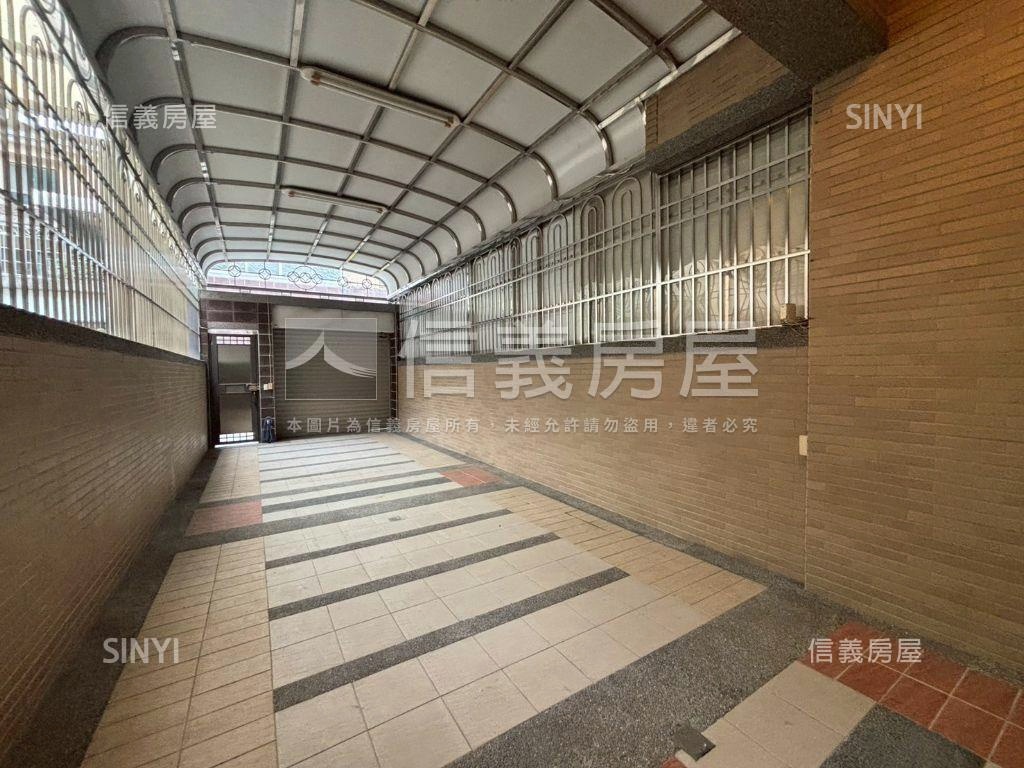 高大特區｜大地坪雙車墅房屋室內格局與周邊環境