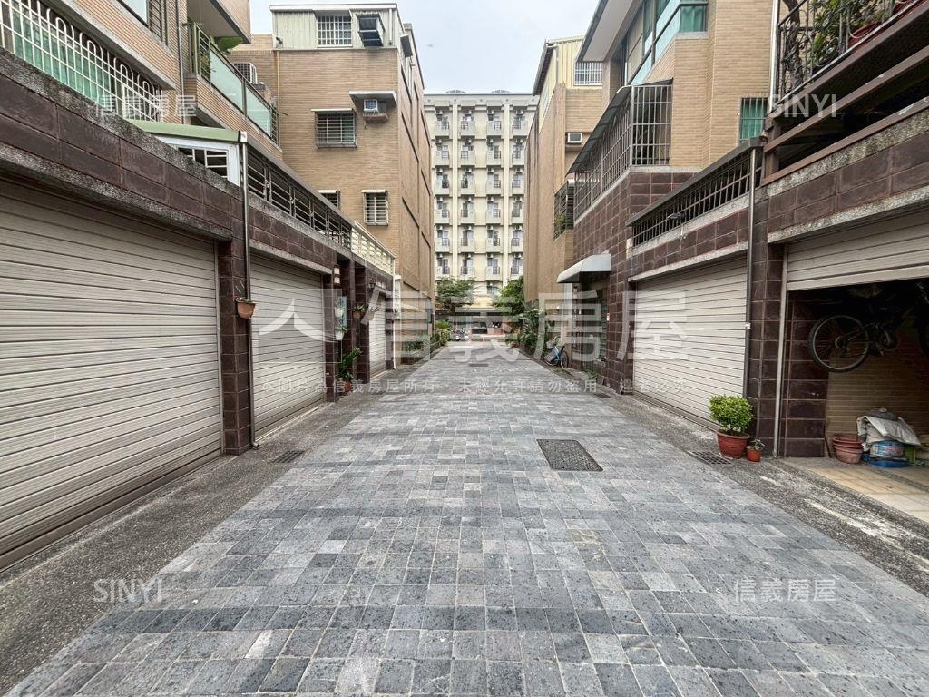 高大特區｜大地坪雙車墅房屋室內格局與周邊環境