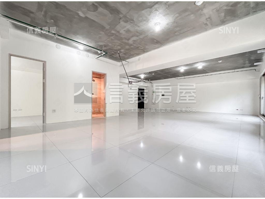 國泰悠陽創意綠景大戶房屋室內格局與周邊環境