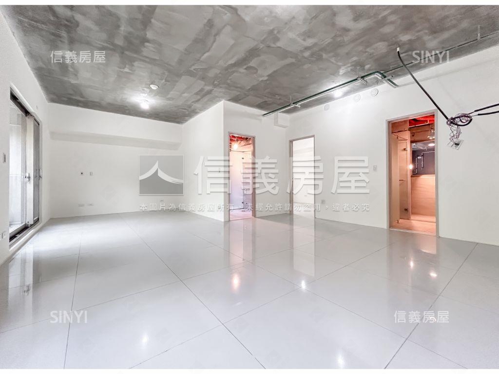 國泰悠陽創意綠景大戶房屋室內格局與周邊環境