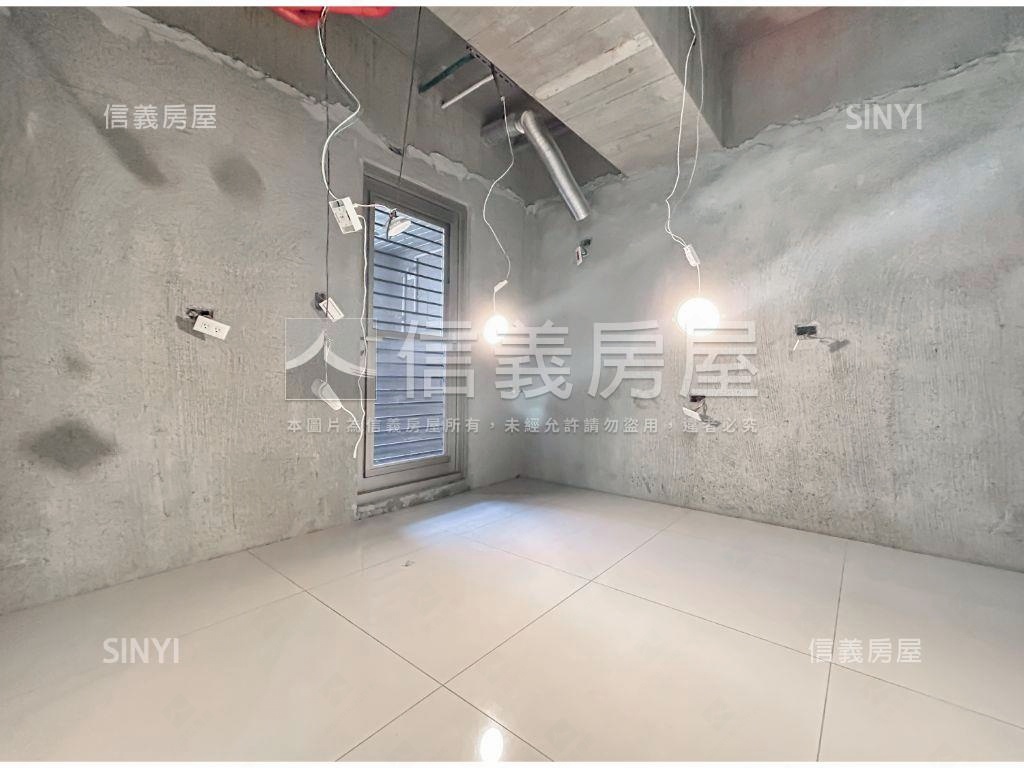 國泰悠陽創意綠景大戶房屋室內格局與周邊環境