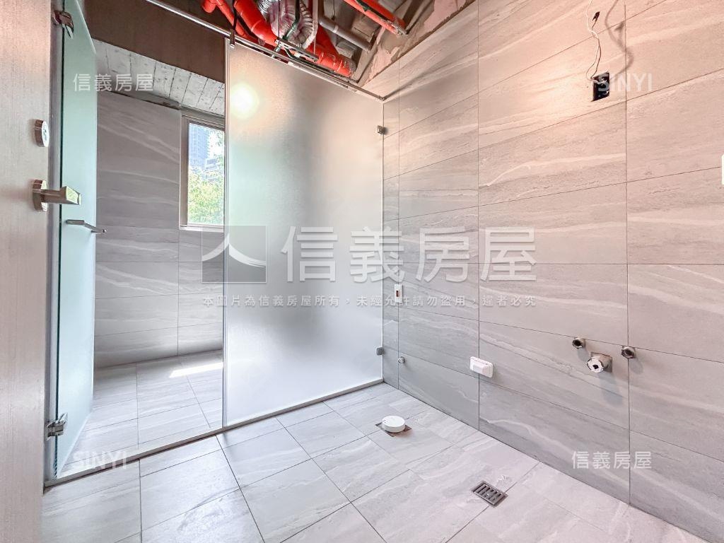 國泰悠陽創意綠景大戶房屋室內格局與周邊環境