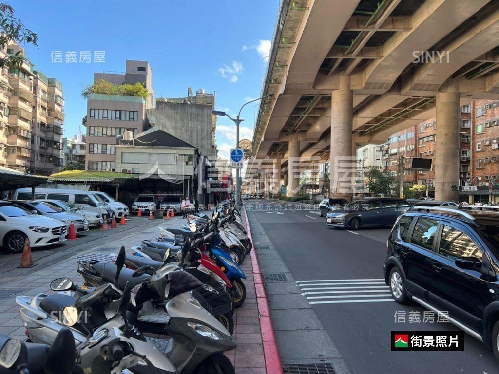 東區燒肉名店✬金三角房屋室內格局與周邊環境