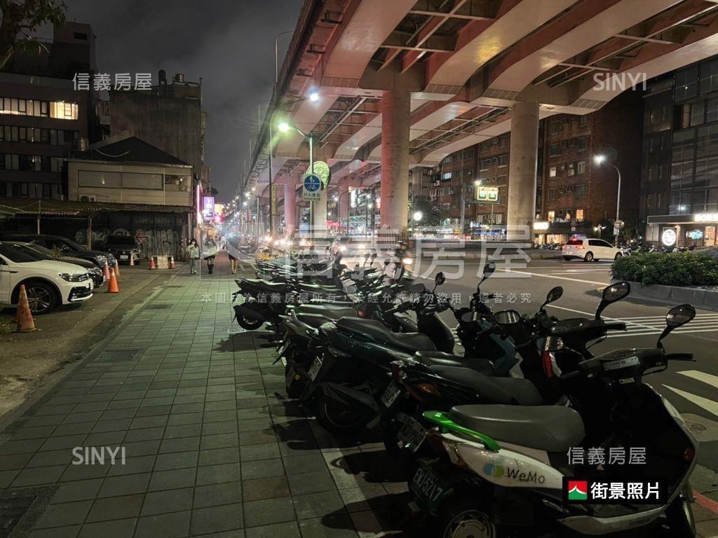 東區燒肉名店✬金三角房屋室內格局與周邊環境