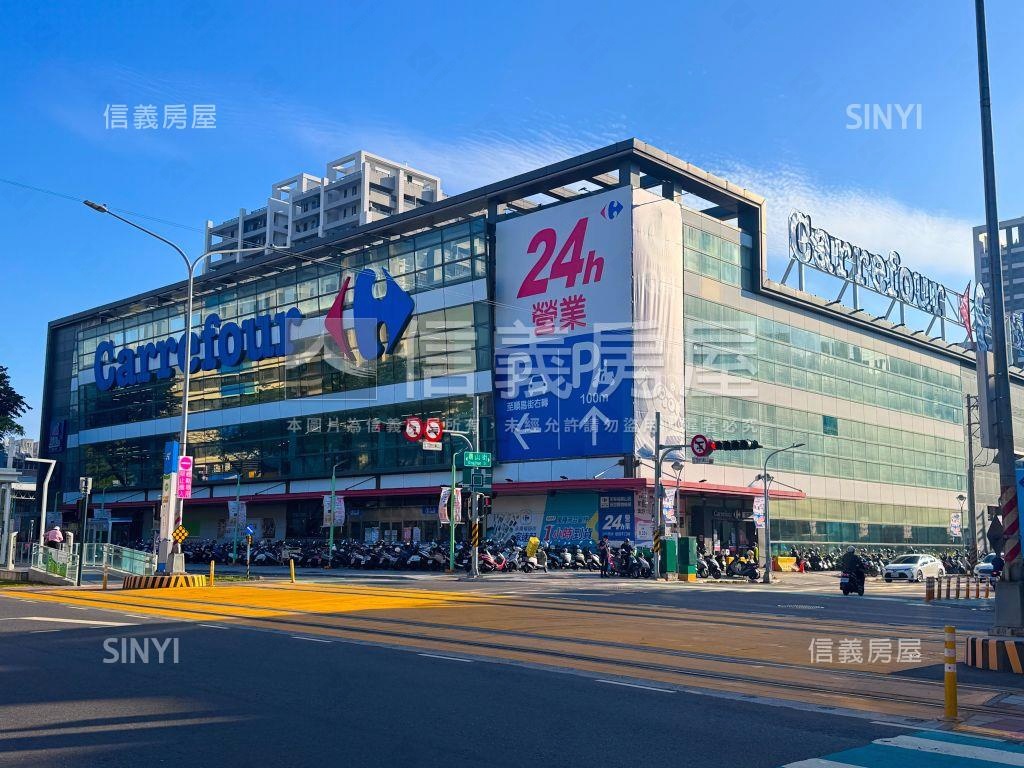 鑫天地中高樓三房平車房屋室內格局與周邊環境