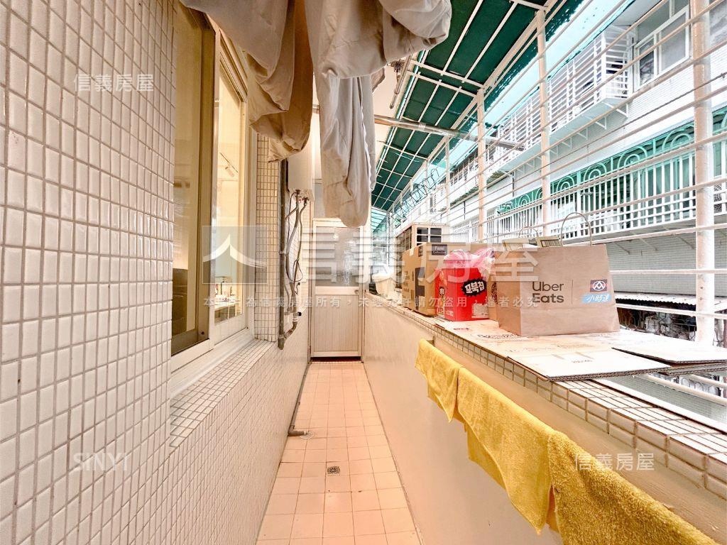 首購成家一卡皮箱３樓美屋房屋室內格局與周邊環境