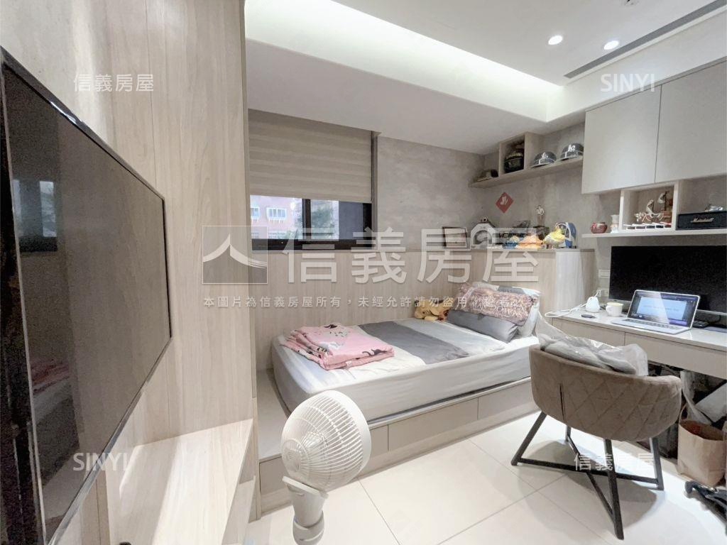 秀峰學區稀有康郡四房房屋室內格局與周邊環境
