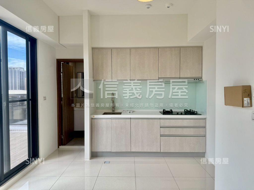 俗！東區輕屋齡一房車位房屋室內格局與周邊環境