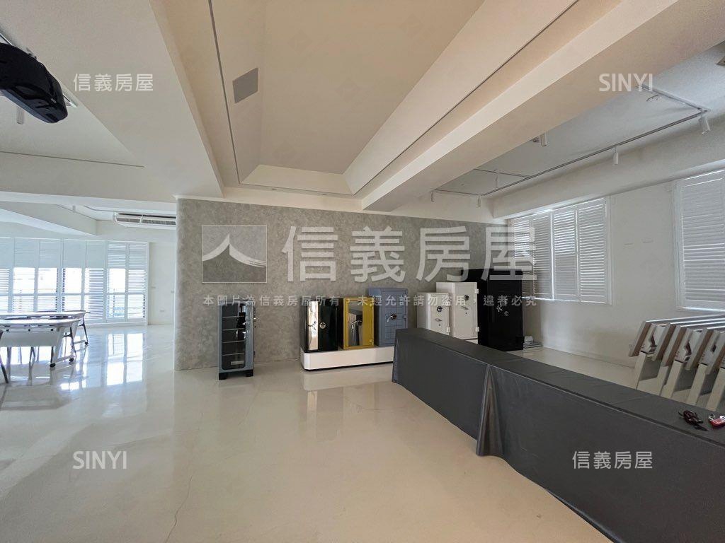 南區約２９９坪地企業總部房屋室內格局與周邊環境