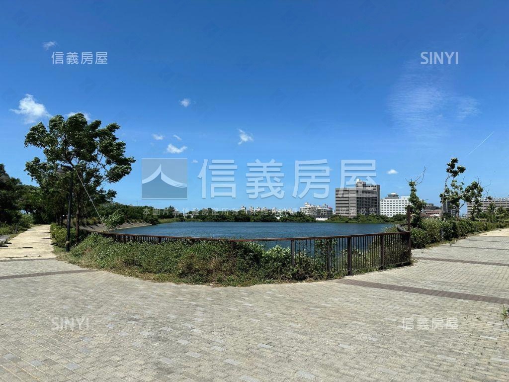 客運園區璟都艾美次頂樓房屋室內格局與周邊環境