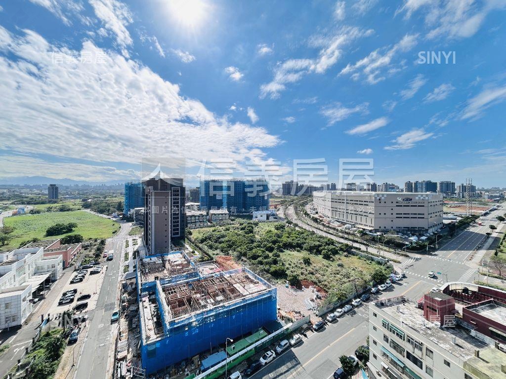 客運園區璟都艾美次頂樓房屋室內格局與周邊環境