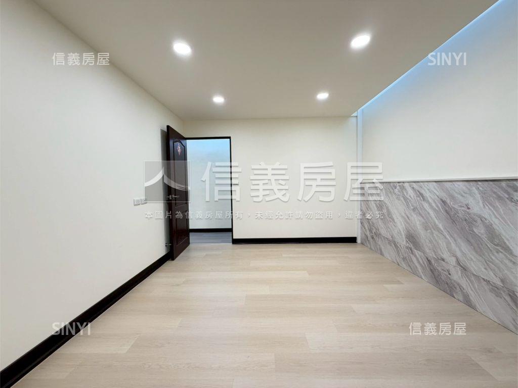 中港一街精裝二樓房屋室內格局與周邊環境