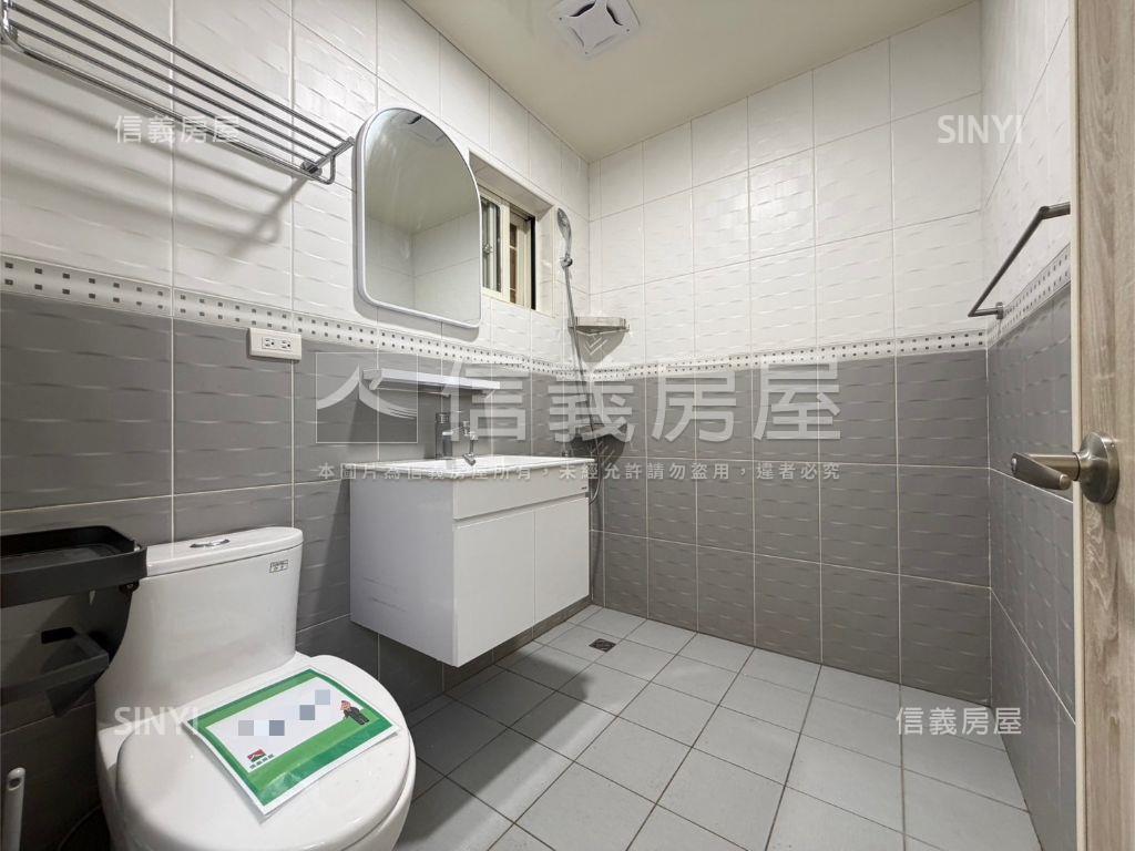 中港一街精裝二樓房屋室內格局與周邊環境