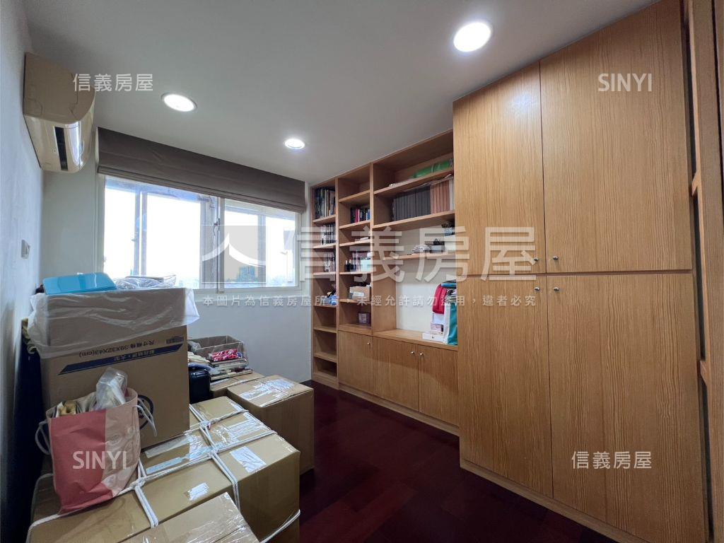 仁愛光復高樓景觀兩房房屋室內格局與周邊環境