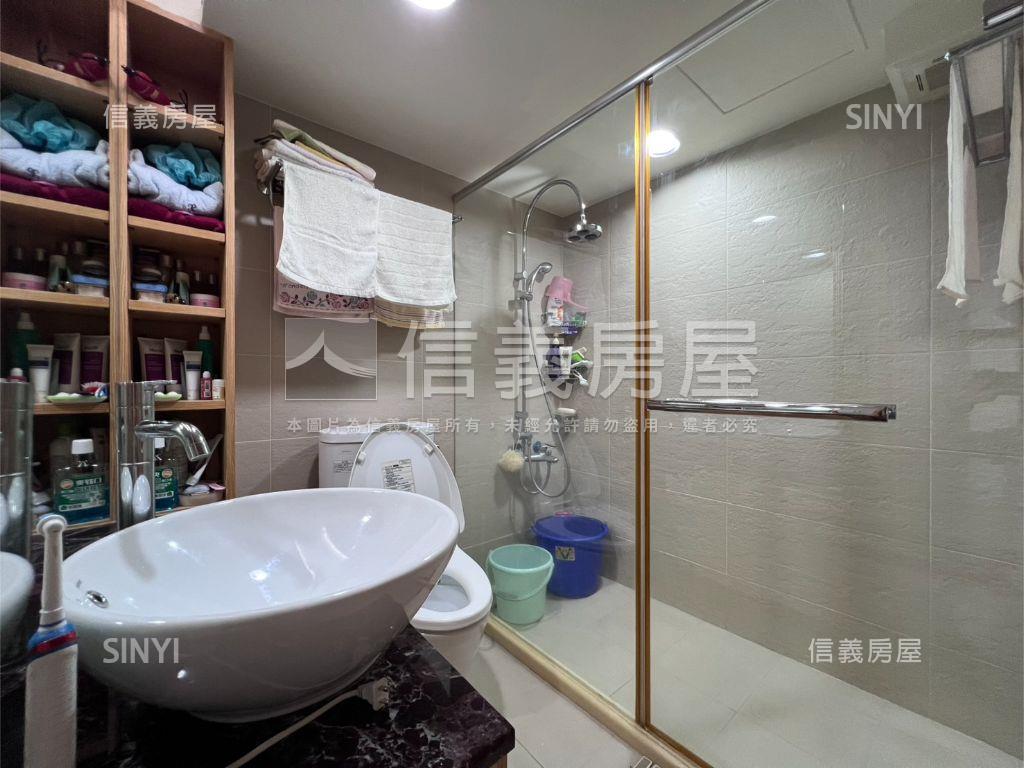 仁愛光復高樓景觀兩房房屋室內格局與周邊環境